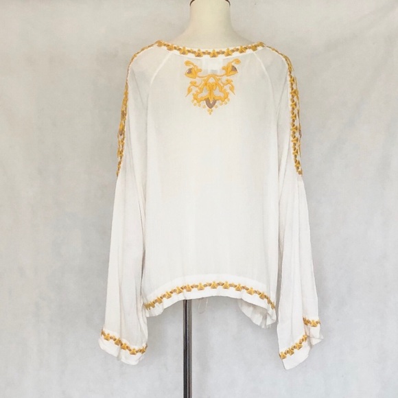 For the Republic Bohemian Embroidered Tunic Top - Picture 5 of 9